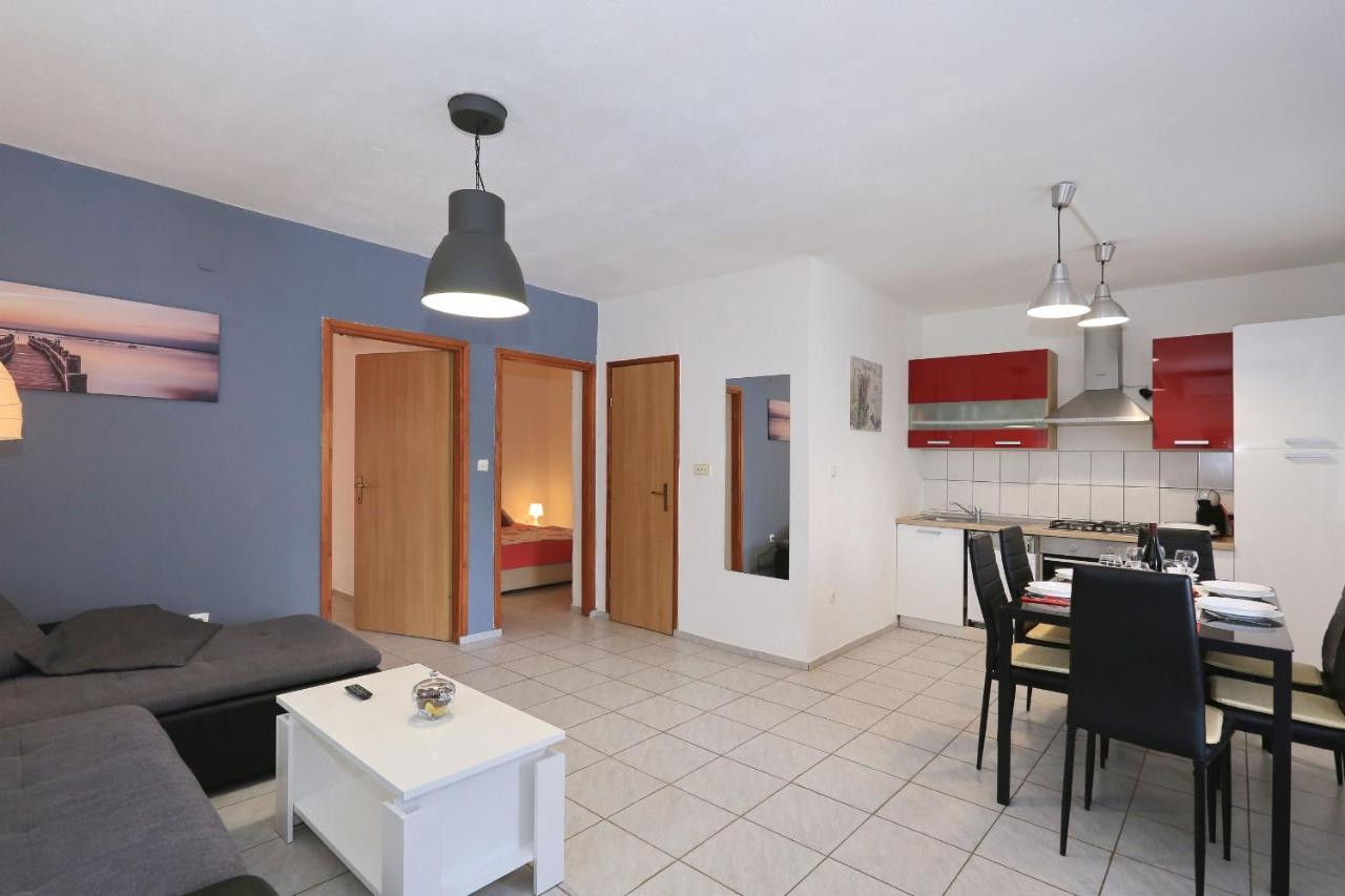 Holiday Home Lucija Sveti Filip i Jakov Exteriér fotografie