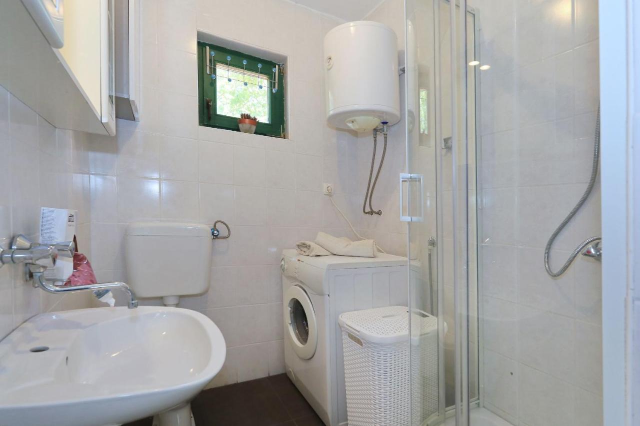 Holiday Home Lucija Sveti Filip i Jakov Exteriér fotografie