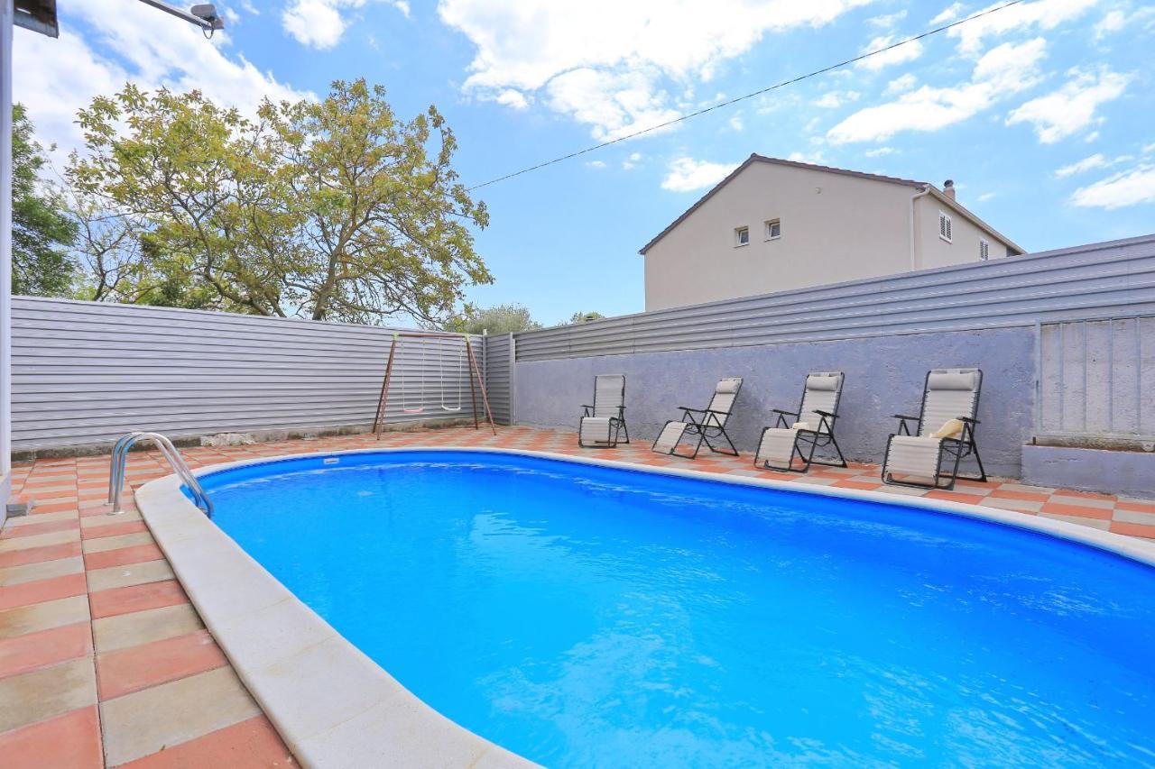 Holiday Home Lucija Sveti Filip i Jakov Exteriér fotografie